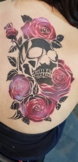 skull and roses tattoo